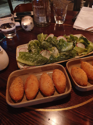 Reviews of Bessie in Christchurch - Hospitality and gastronomy