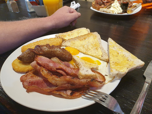 Le Cafe De Paris - Rotorua