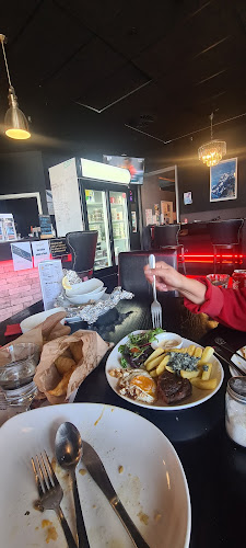 Opinii despre Lu Lu's Bar and Eatery în Christchurch - Hospitality and gastronomy