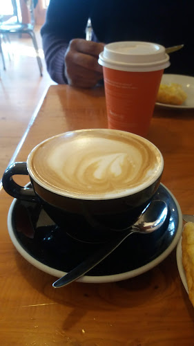 Wild Oats Bakery/Deli/Cafe - Hospitality and gastronomy