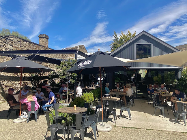 Merchant of Clyde Café, Deli & Bakery - Hospitality and gastronomy