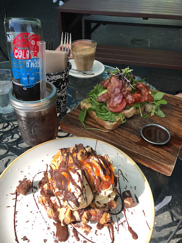 Closed Cafe - Hospitality and gastronomy