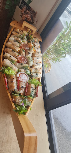 The Reef coffee & sushi bar - Hospitality and gastronomy
