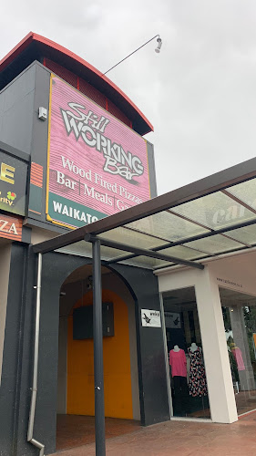 Comments and reviews of Still Working Bar