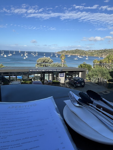 Aperitivo Balcony Bar & Kitchen