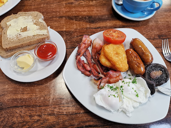 Reviews of PR's Cafe & Restaurant in Westport - Hospitality and gastronomy