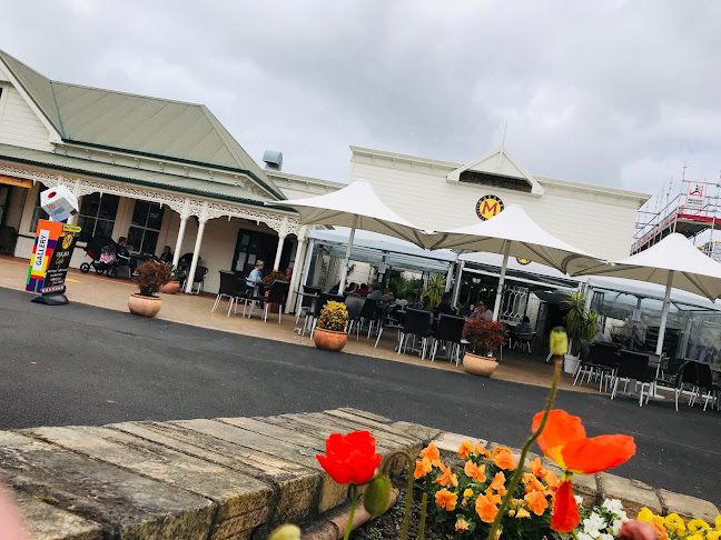 Comments and reviews of Mokaba Cafe