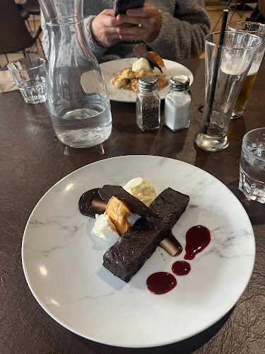 Riwaka Hotel - Hospitality and gastronomy