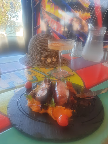 TIPSY OYSTER - Paihia