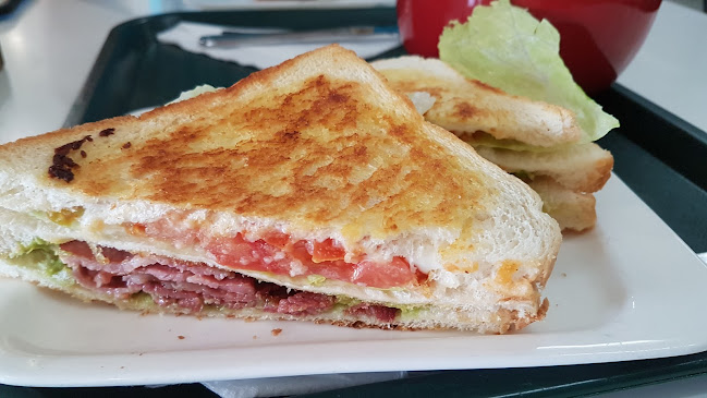 Comentarii opinii despre Pokeno Bacon Diner