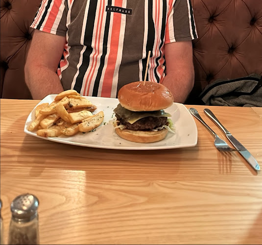 25 Laings Road, Hutt Central, Lower Hutt 5010, New Zealand