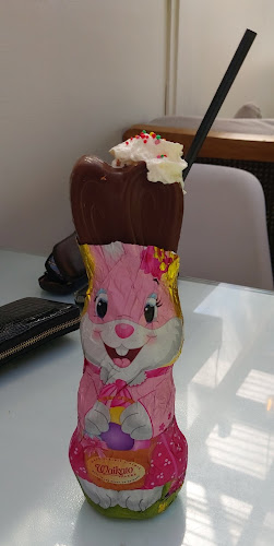 Vintage Cafe - Hospitality and gastronomy