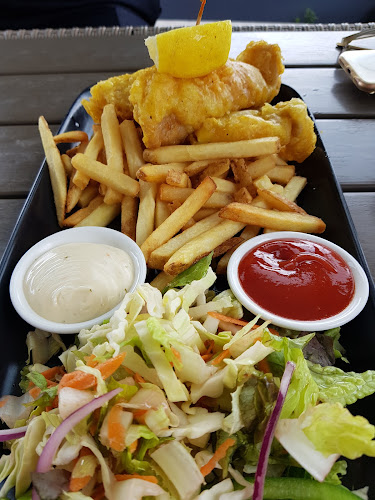 Comentarii opinii despre Beach Cafe Maraetai