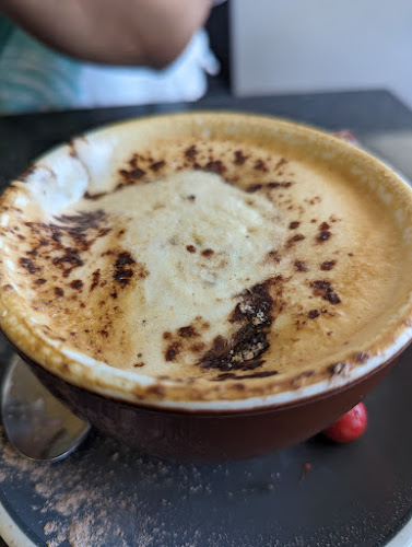 Crisp Cafe & Gifts - Hospitality and gastronomy