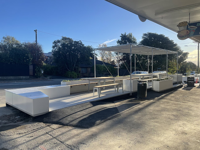 Upper Queen St Fish&Chips - Hospitality and gastronomy