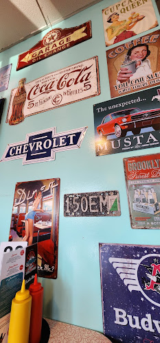 Comments and reviews of Deluxe Diner