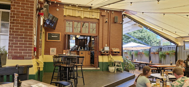 Comentarii opinii despre Pig & Whistle, Historic Pub