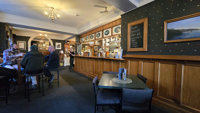 Careys Bay Historic Hotel - Hospitality and gastronomy