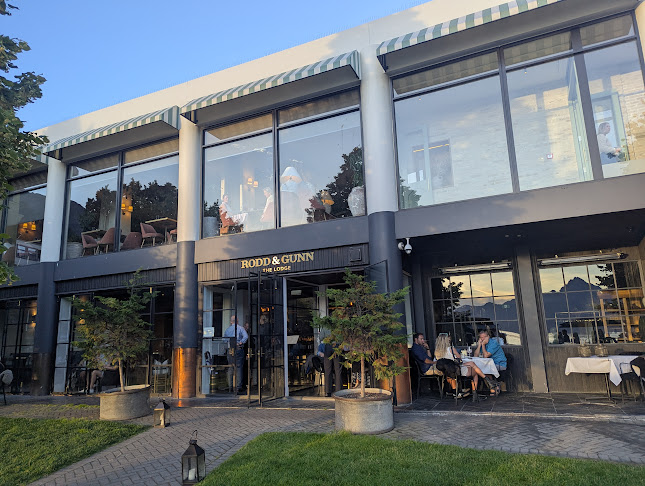Rodd & Gunn The Lodge, Queenstown - Hospitality and gastronomy