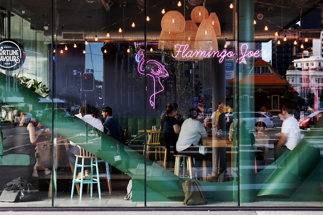 Flamingo Joe's Bar & Eatery - Hospitality and gastronomy