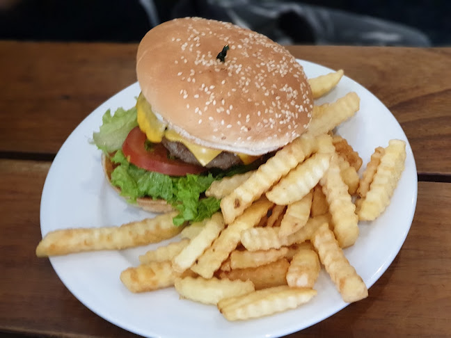 Opinii despre Breakers Palmerston North în Palmerston North - Hospitality and gastronomy