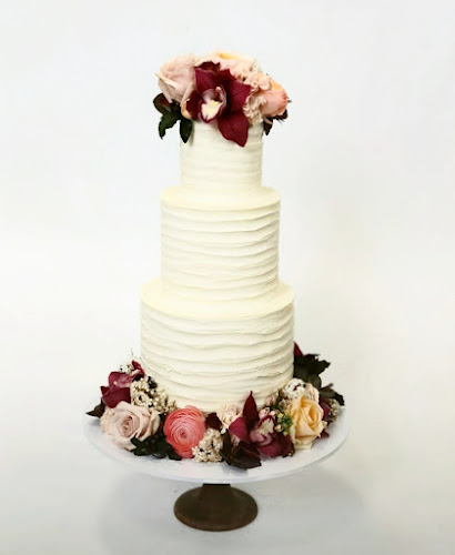 Sweet Little Treat Cakes - Hospitality and gastronomy