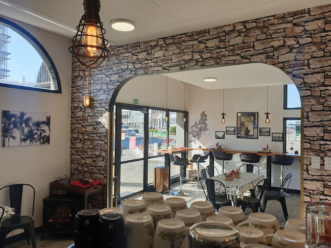 Comentarii opinii despre The Pig Station