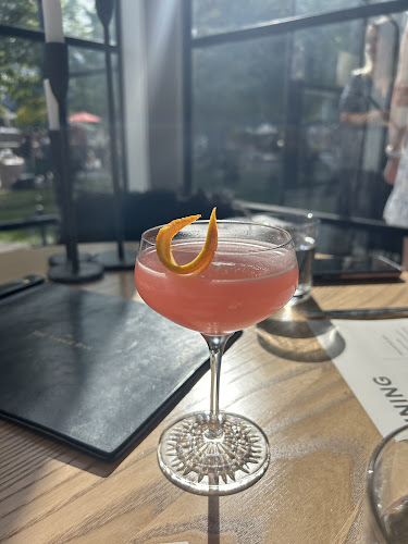 Reviews of Rodd & Gunn The Lodge, Queenstown in Queenstown - Hospitality and gastronomy