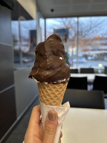 Comentarii opinii despre McDonald's Moorhouse Ave