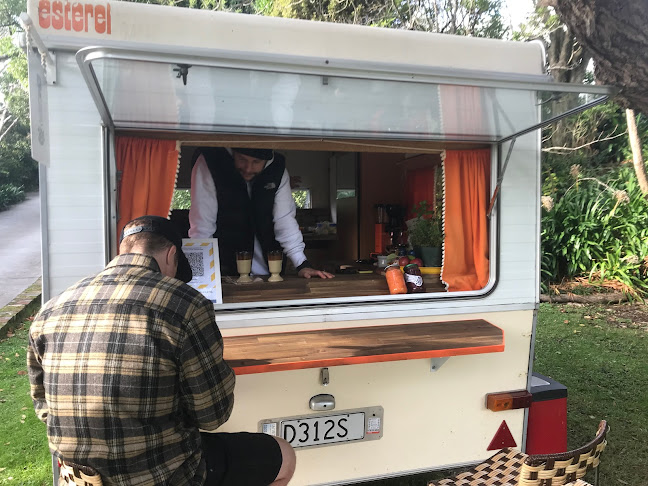 Opinii despre the pickled carrots în Porirua - Hospitality and gastronomy