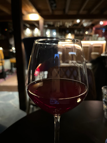 Comentarii opinii despre The Blue Door Bar