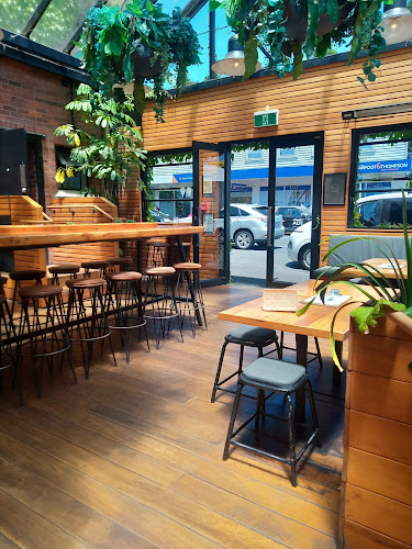 Pocket Bar & Kitchen - Hospitality and gastronomy