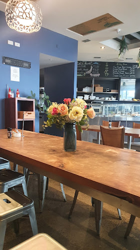Opinii despre Lux Cafe în Auckland - Hospitality and gastronomy