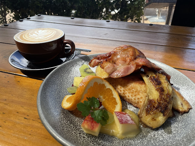 Oliver's Cafe Orewa
