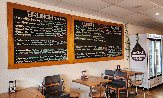 Gusto Cafe - Mount Maunganui