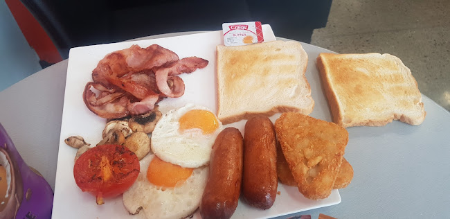 Carlyle Street Bakery And Cafe - Hospitality and gastronomy