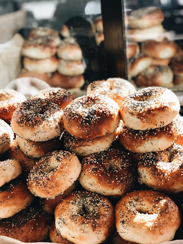 Little Bread Loaf - Alicetown - Hospitality and gastronomy