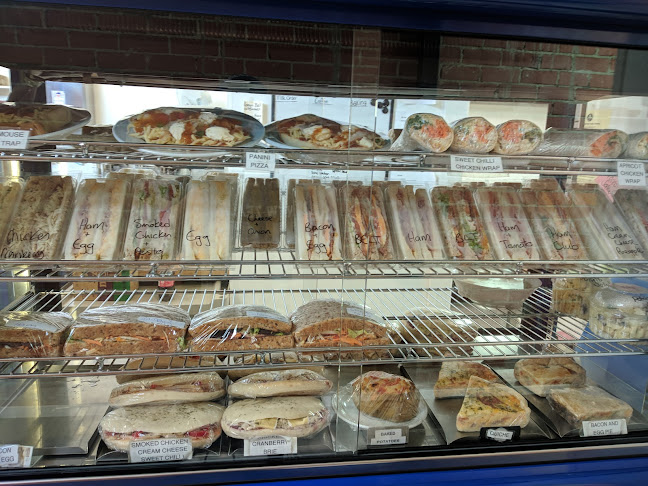 Comentarii opinii despre Heart and Soul Cafe (2004) Limited