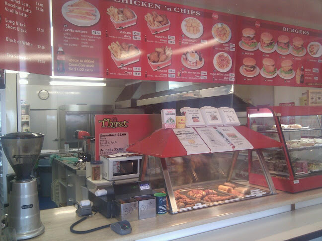 Ronnie's Cafe - Tīrau