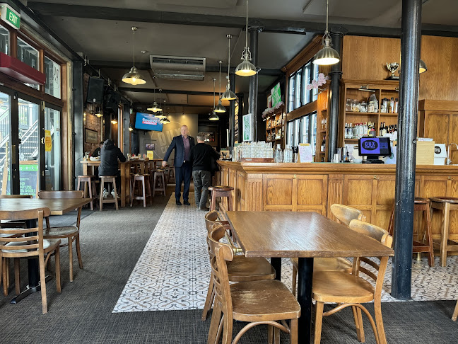 Dux Central Phone number