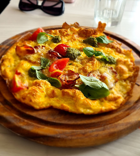 Comments and reviews of Bungalo Cafe