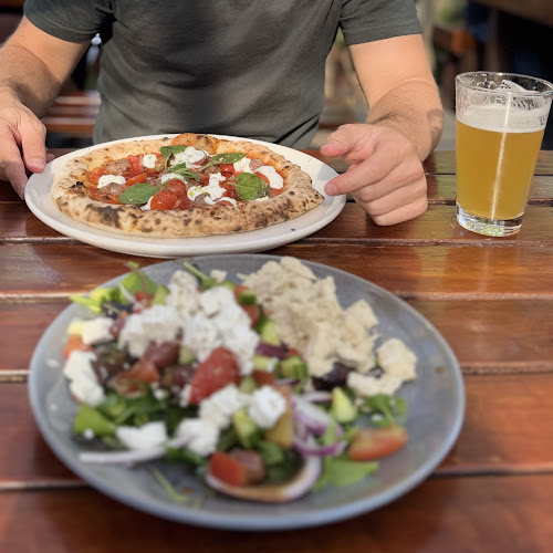 Hone's Garden - Russell