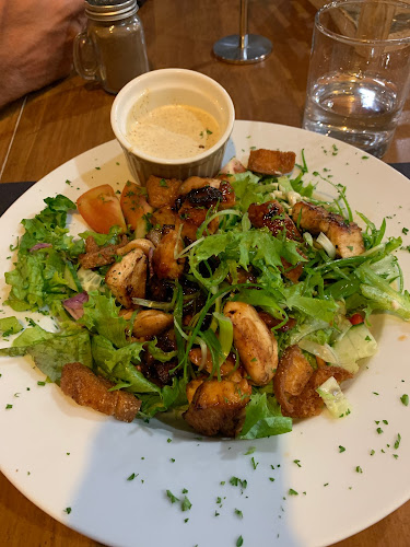 Railway Tavern Bar - Hospitality and gastronomy