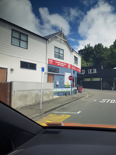 Shakespeare Rd Mini Market - Hospitality and gastronomy