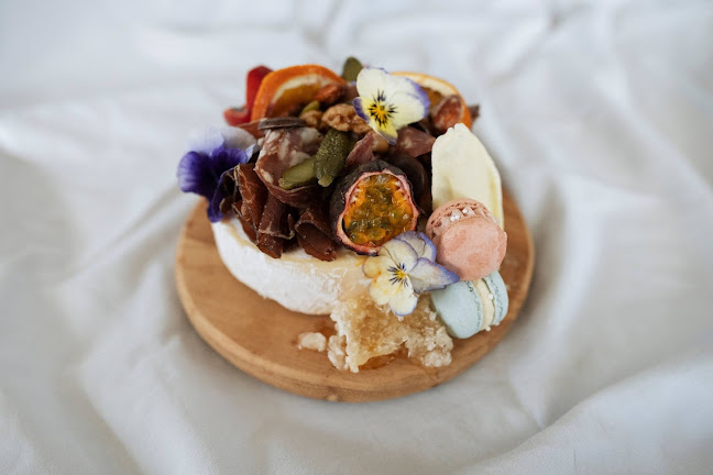 Humble Grazing - Hillsborough