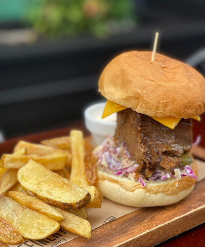 Refinery Bar & Eatery Kapiti - Hospitality and gastronomy