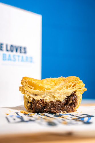 Reviews of Fat Bastard Pies in Invercargill - Hospitality and gastronomy