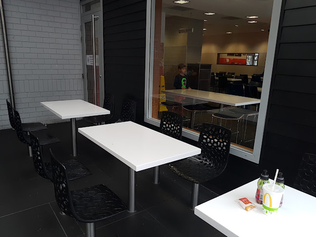 Comentarii opinii despre McDonald's Upper Hutt