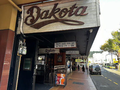 Dakota Bar