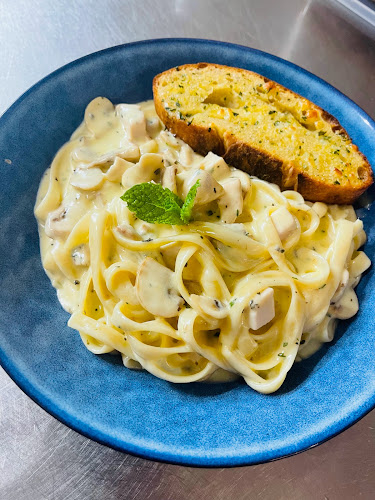 Comentarii opinii despre Super Casual Bar & Eatery